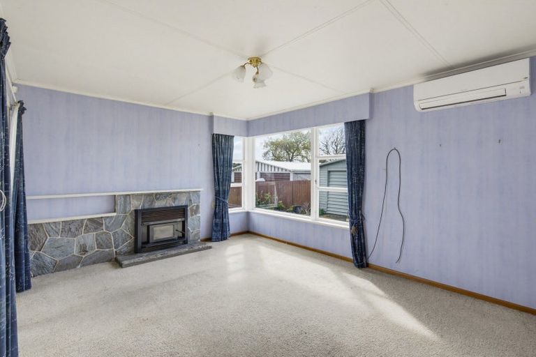 Photo of property in 12 Collingwood Street, Levin, 5510