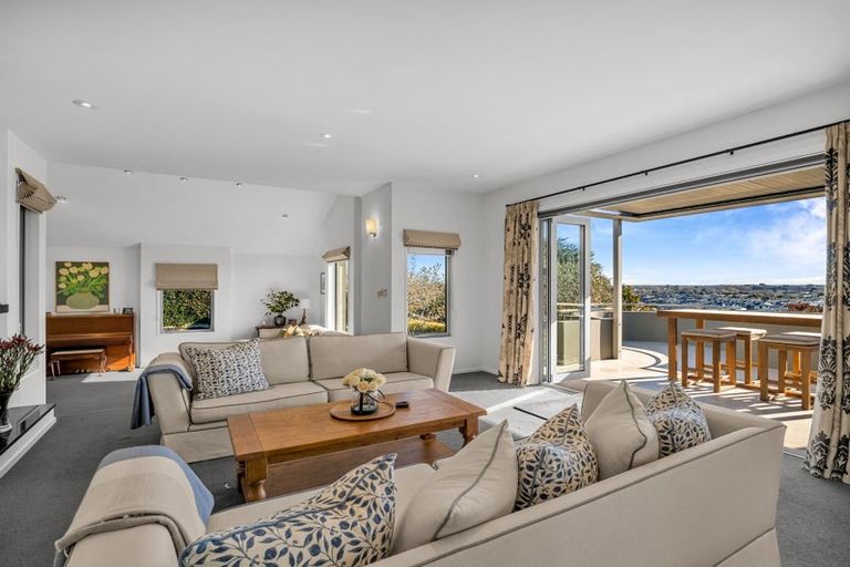 Photo of property in 891 Cashmere Road, Halswell, Christchurch, 8025