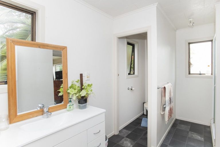 Photo of property in 6 Helyer Street, Ormond, Gisborne, 4071