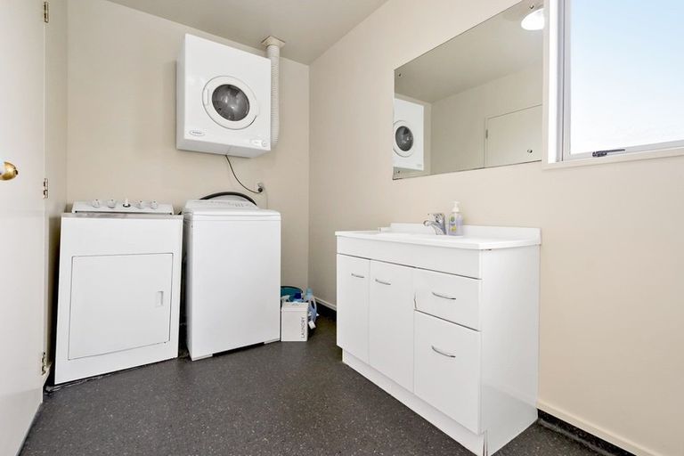 Photo of property in 108b Elizabeth Street, Riccarton, Christchurch, 8041