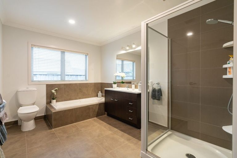 Photo of property in 2 Patterson Lane, Raumati Beach, Paraparaumu, 5032