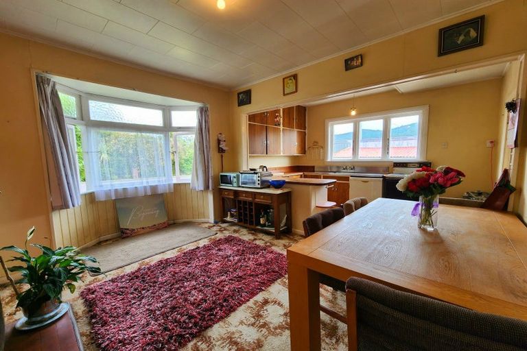 Photo of property in 25a Ballance Street, Runanga, 7803