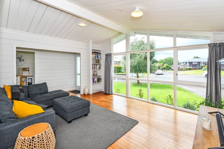 Photo of property in 39 Fairview Avenue, Opaheke, Papakura, 2113