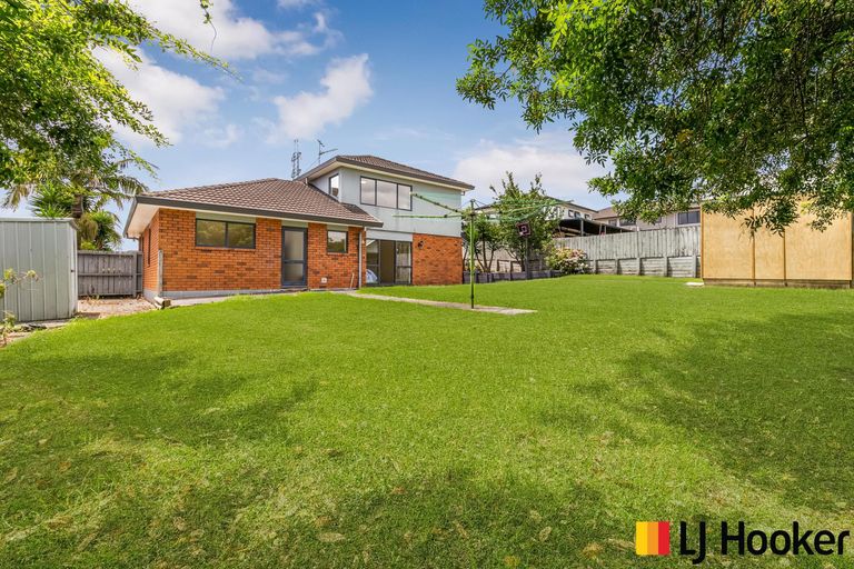 Photo of property in 38 Wairere Road, The Gardens, Auckland, 2105