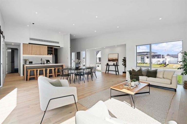 Photo of property in 4 Frank Ernest Crescent, Prebbleton, 7604