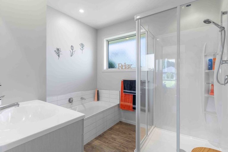 Photo of property in 18 Longwood Drive, Winton, 9720