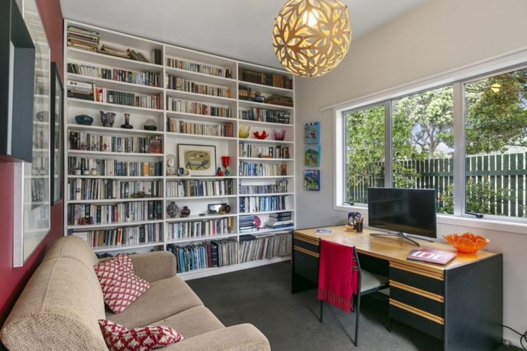 Photo of property in 65 Ludlam Street, Seatoun, Wellington, 6022