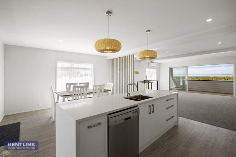 Photo of property in 986 Papamoa Beach Road, Papamoa Beach, Papamoa, 3118