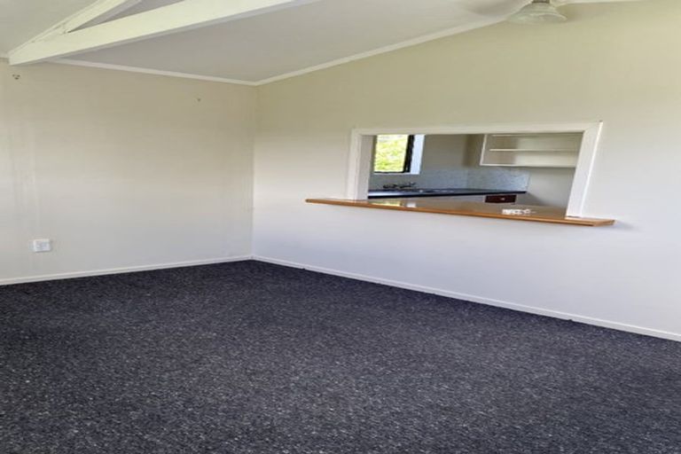 Photo of property in 16 Chester Road, Tawa, Wellington, 5028