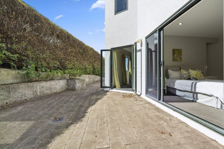 Photo of property in 65 Hinewa Road, Otumoetai, Tauranga, 3110