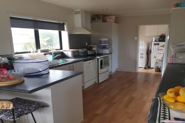 Photo of property in 15 Colombo Road, Waiuku, 2123
