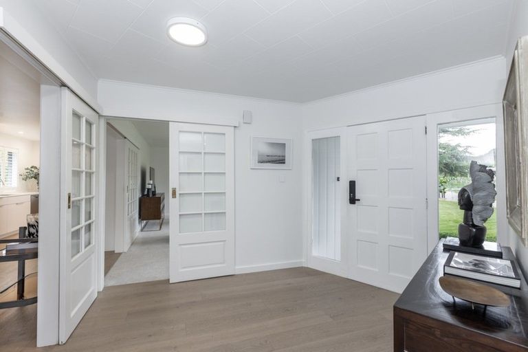 Photo of property in 42 Iona Road, Havelock North, 4130