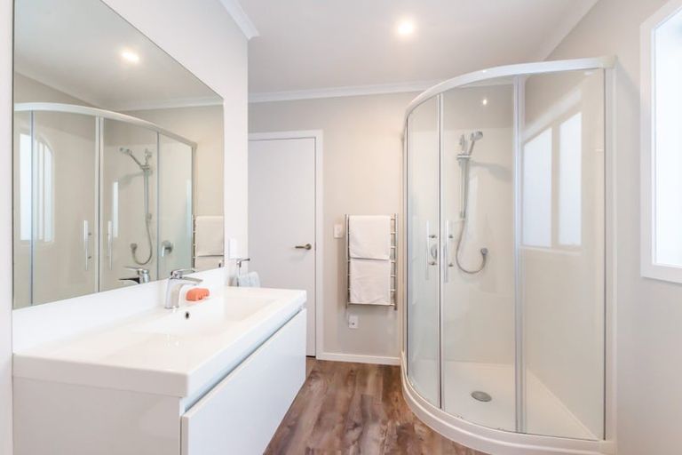 Photo of property in 39 Gallipoli Place, Paraparaumu, 5032