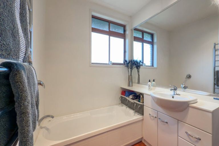 Photo of property in 32 Glenshea Street, Putaruru, 3411