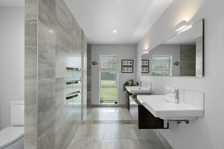 Photo of property in 1/456 Curraghs Road, West Melton, Christchurch, 7676