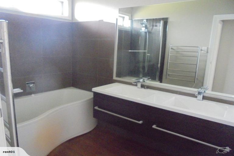 Photo of property in 7 Paulette Place, Queenwood, Hamilton, 3210