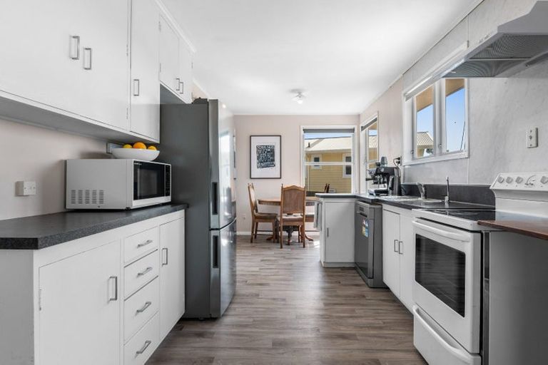 Photo of property in 21 Matuku Street, Selwyn Heights, Rotorua, 3015