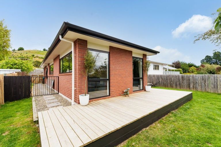 Photo of property in 86 Main South Road, Green Island, Dunedin, 9018