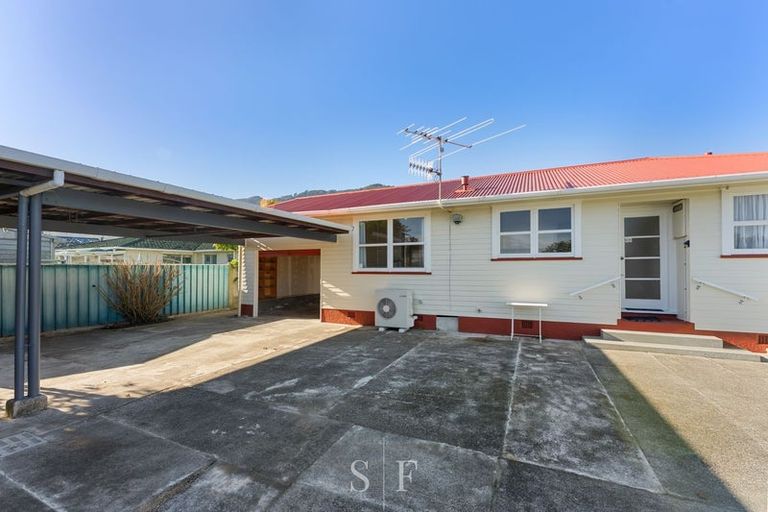 Photo of property in 46 Parata Street, Waikanae, 5036