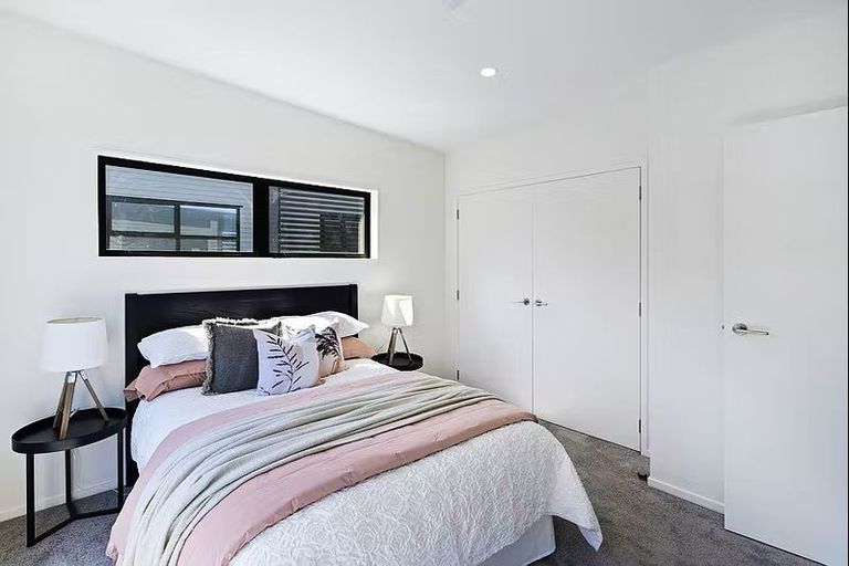 Photo of property in 10b Edgar Pearce Place, Howick, Auckland, 2014