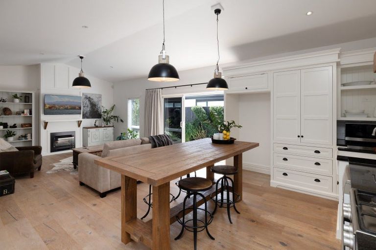 Photo of property in 18 Montia Close, Papamoa Beach, Papamoa, 3118