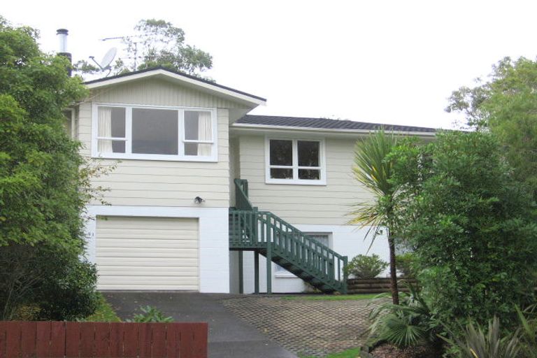 Photo of property in 91 Rosario Crescent, Red Beach, 0932