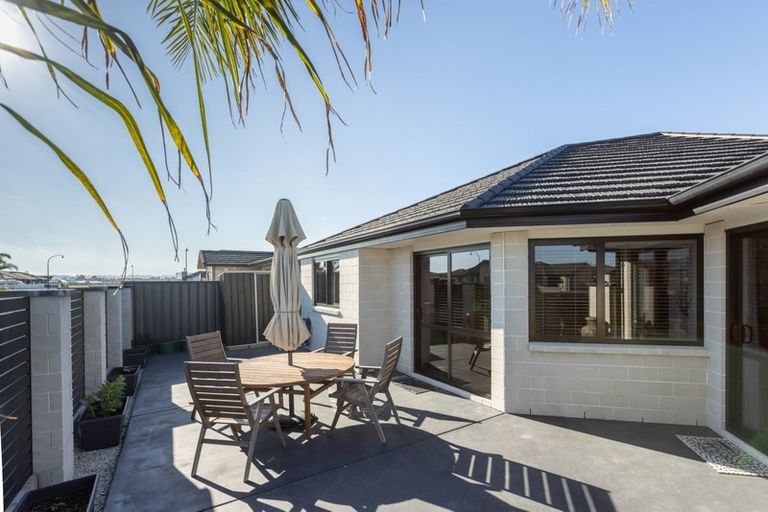 Photo of property in 1 Drake Crescent, Awatoto, Napier, 4110