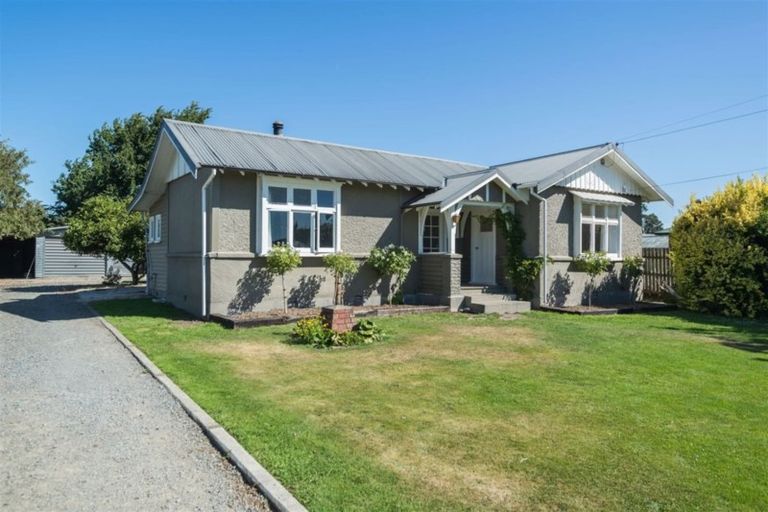 Photo of property in 12 Pound Street, Amberley, 7410