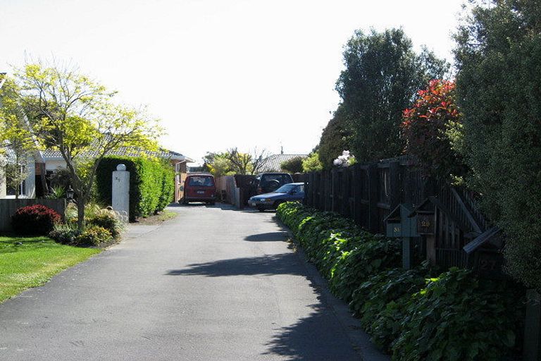 Photo of property in 29 Creese Place, Redwood, Christchurch, 8051