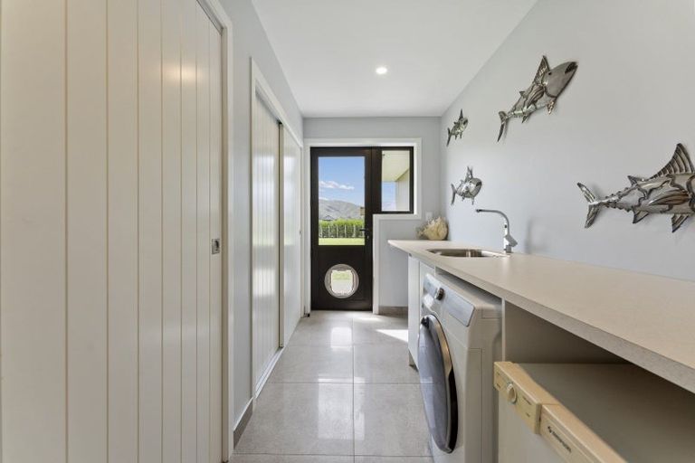Photo of property in 9 Oriwa Lane, Levin, 5571