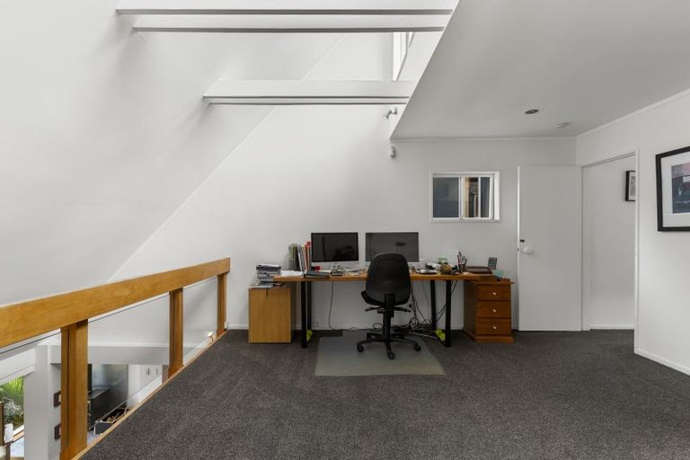 Photo of property in 186b Woodlands Park Road, Titirangi, Auckland, 0604