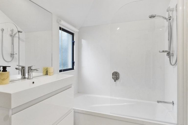 Photo of property in 4/388 Montreal Street, Christchurch Central, Christchurch, 8013