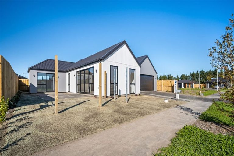 Photo of property in 4 Borthwick Street, Belfast, Christchurch, 8051