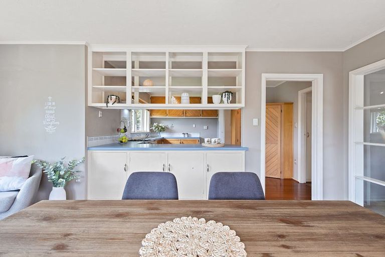 Photo of property in 7 Brookby Crescent, Avonhead, Christchurch, 8042