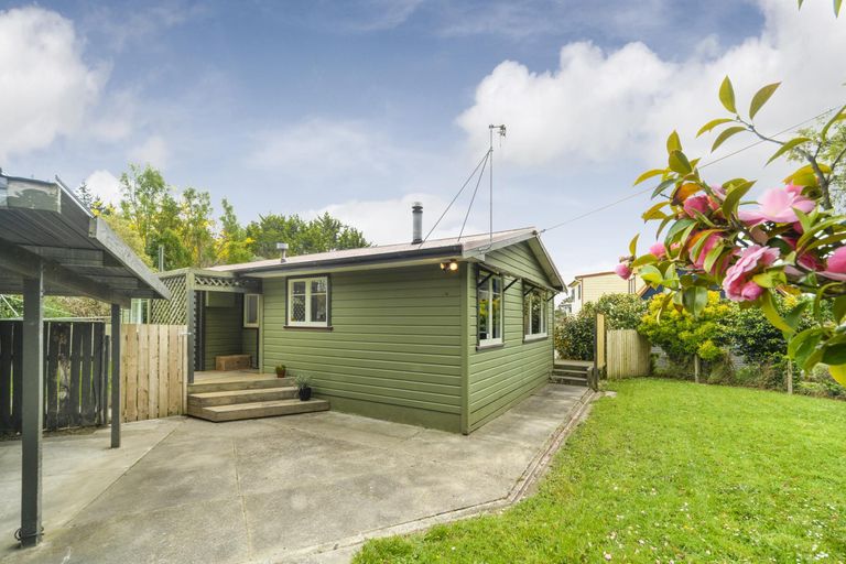 Photo of property in 25 Andrew Avenue, Roslyn, Palmerston North, 4414