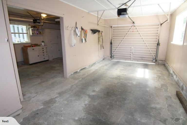 Photo of property in 10 Kamla Way, Khandallah, Wellington, 6035