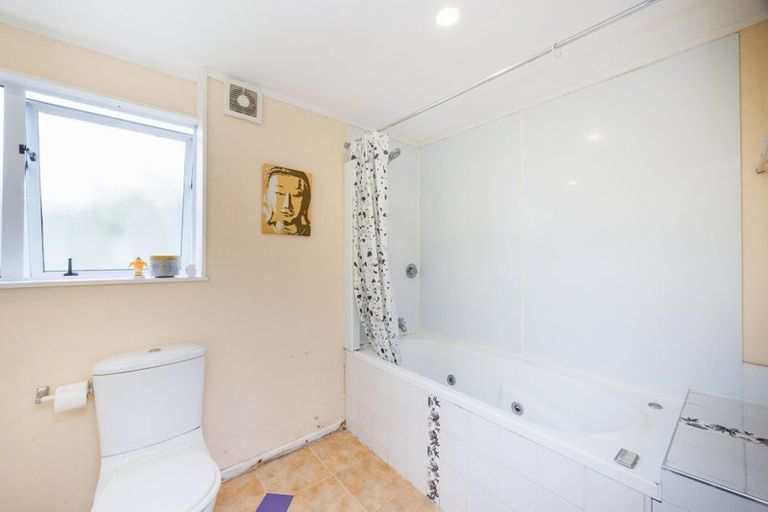 Photo of property in 142 West Street, Feilding, 4702