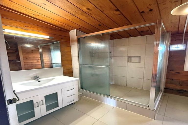 Photo of property in 2/109a Coronation Road, Papatoetoe, Auckland, 2025