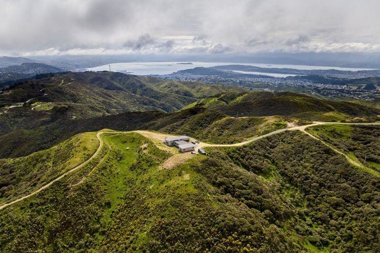 Photo of property in Long Gully, 380 Hawkins Hill Road, Brooklyn, Wellington, 6021