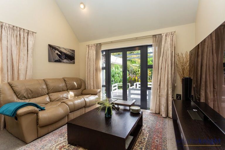 Photo of property in 366 Sawyers Arms Road, Harewood, Christchurch, 8051