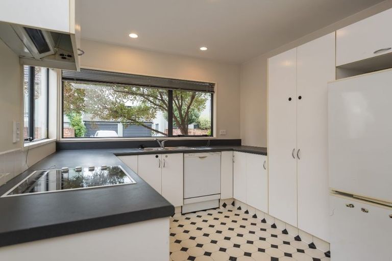 Photo of property in 3/44 London Street, Richmond, Christchurch, 8013