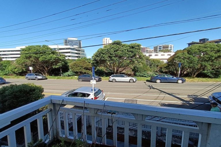 Photo of property in 142 Tinakori Road, Thorndon, Wellington, 6011