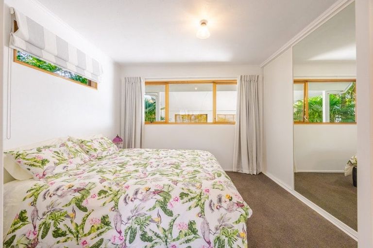 Photo of property in 17 Roslyn Road, Bluff Hill, Napier, 4110