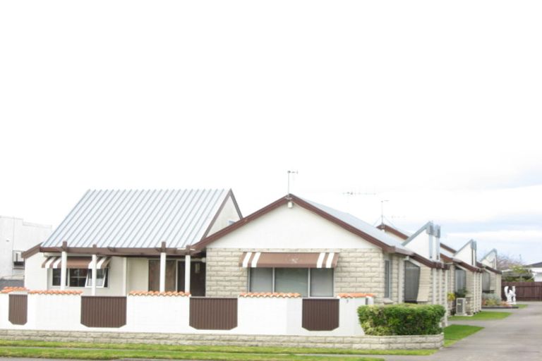 Photo of property in 5/249 Taradale Road, Pirimai, Napier, 4112