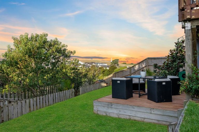 Photo of property in 66 Helenslee Road, Pokeno, 2402