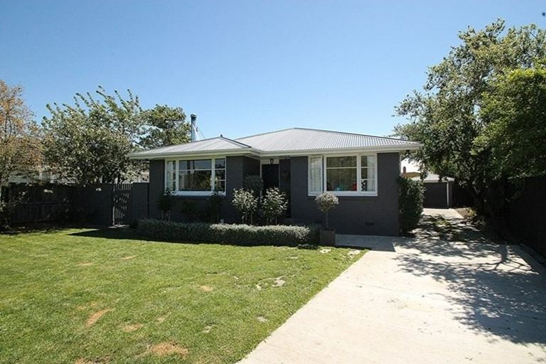 Photo of property in 25 Heath Street, Burnside, Christchurch, 8053