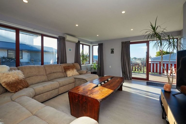 Photo of property in 75 Churchill Street, Kaikoura, 7300