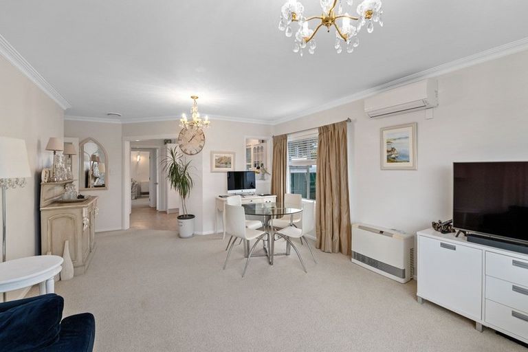 Photo of property in 42 York Street, Levin, 5510