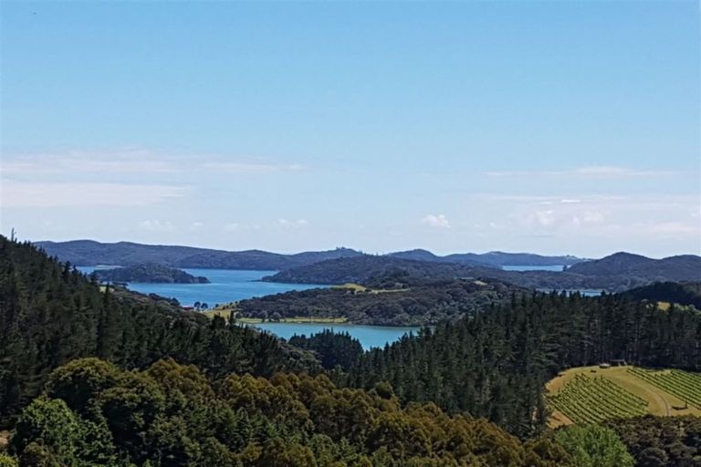 Photo of property in 250 Paroa Bay Road, Russell, 0272