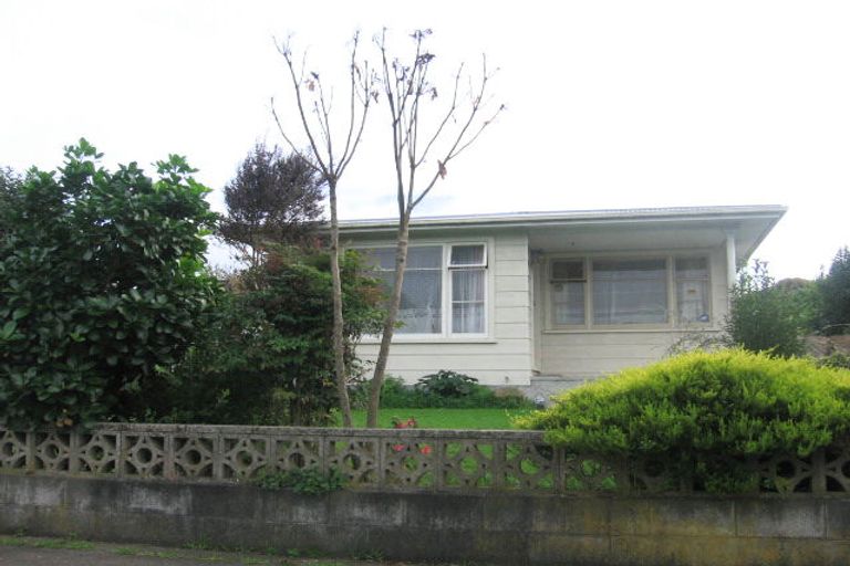Photo of property in 11 Pembroke Street, Highbury, Palmerston North, 4412